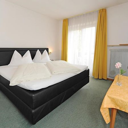 Hotel Pension Schweitzer Silandro Zewnętrze zdjęcie