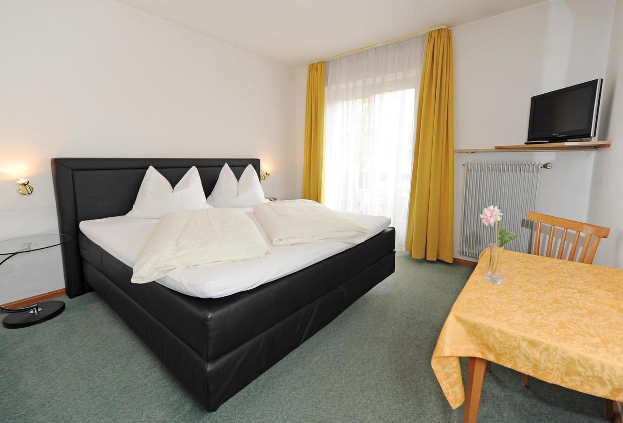 Hotel Pension Schweitzer Silandro Zewnętrze zdjęcie