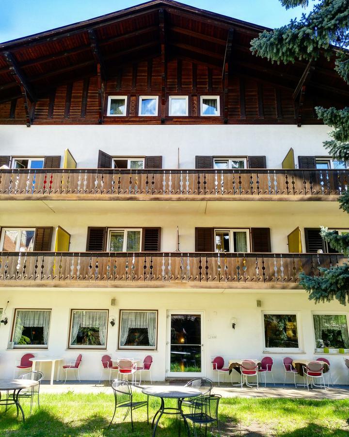 Hotel Pension Schweitzer Silandro Zewnętrze zdjęcie