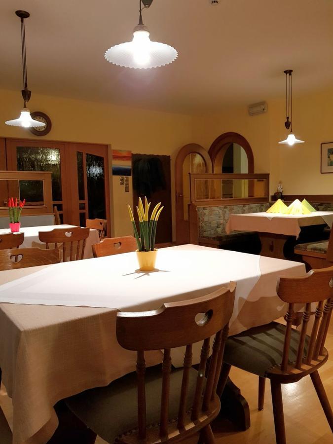 Hotel Pension Schweitzer Silandro Zewnętrze zdjęcie